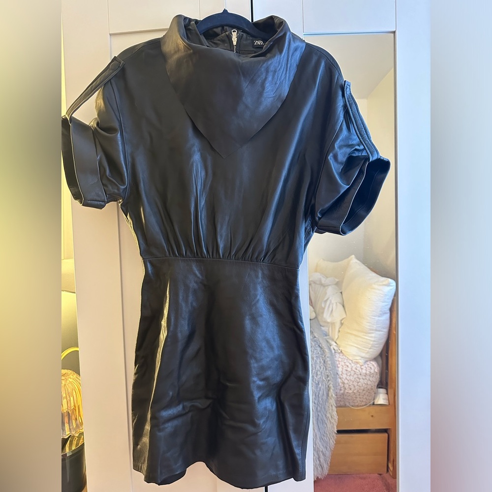 🎉🌸Zara Black Leather Dress🌸